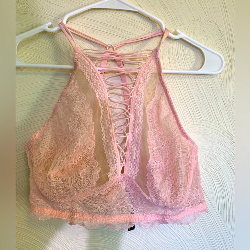 Sexy Victoria’s Secret bralette!